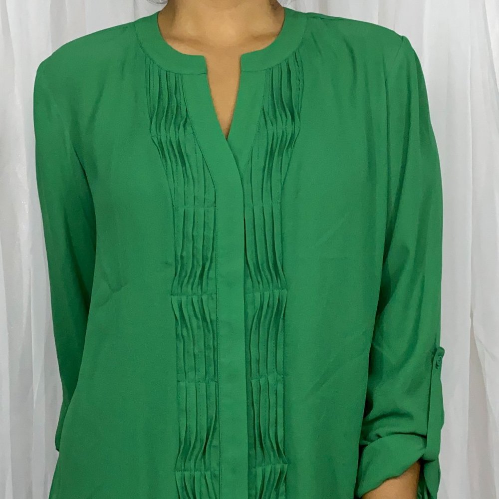 41 Hawthorn Green Button-Front Blouse